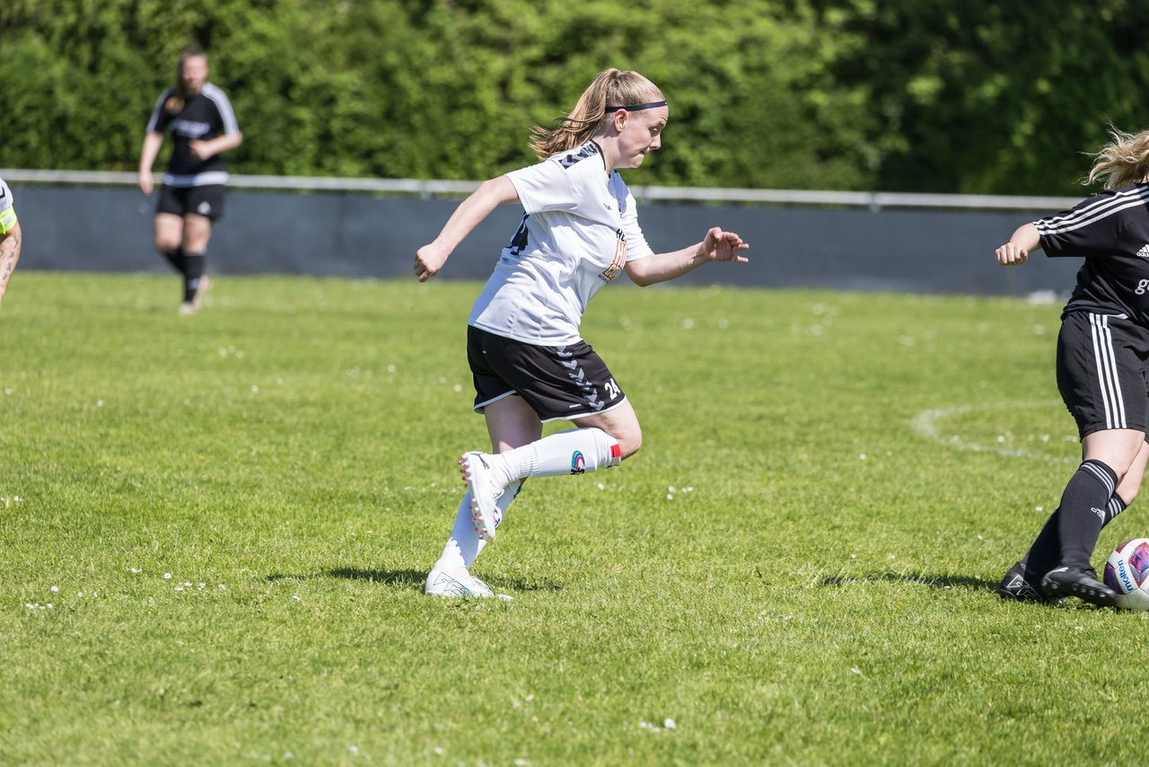 Bild 152 - F SV Henstedt Ulzburg - SV Fortuna Boesdorf : Ergebnis: 3:1